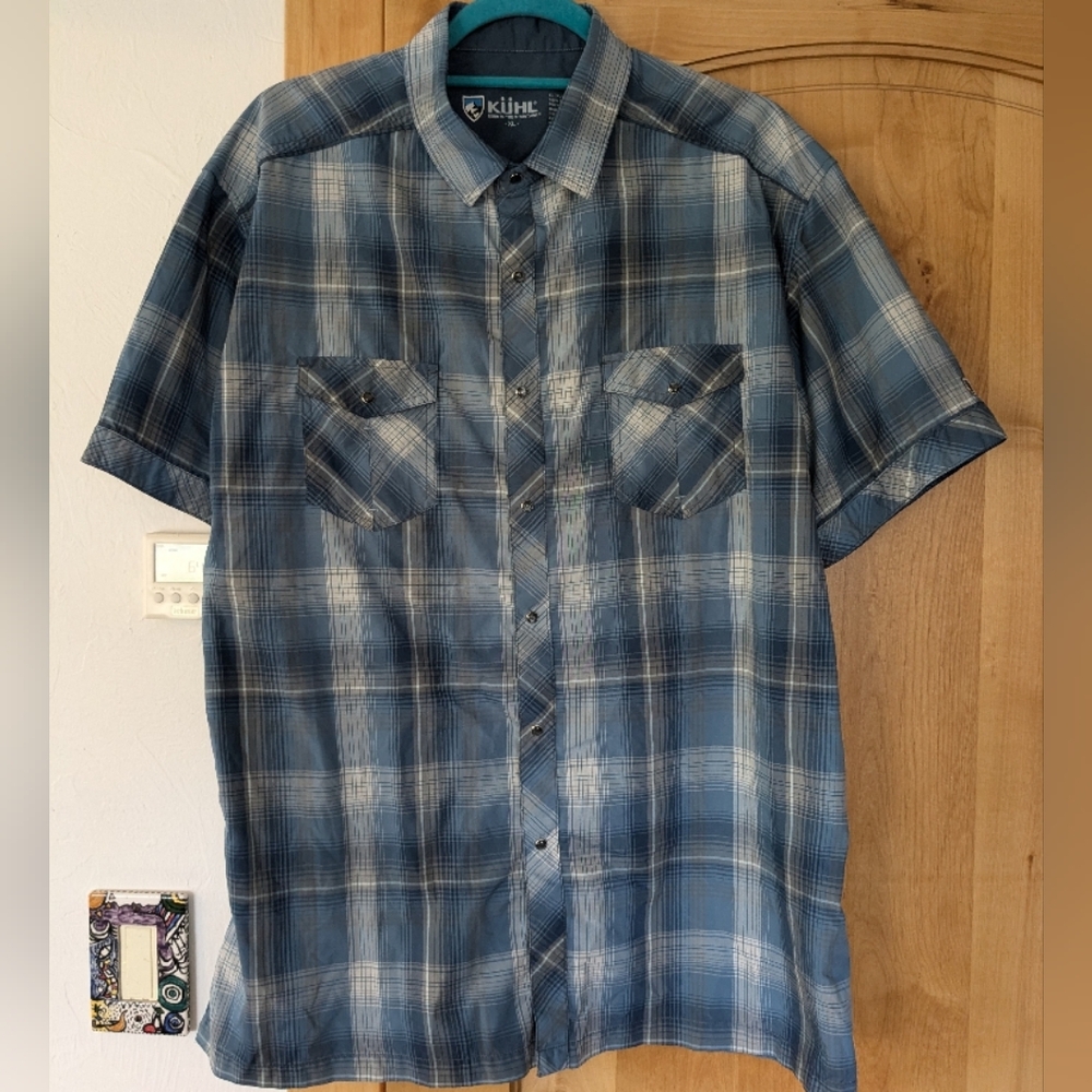 Kuhl's Blue Plaid Men's Active Shirt - Picture 2 of 4